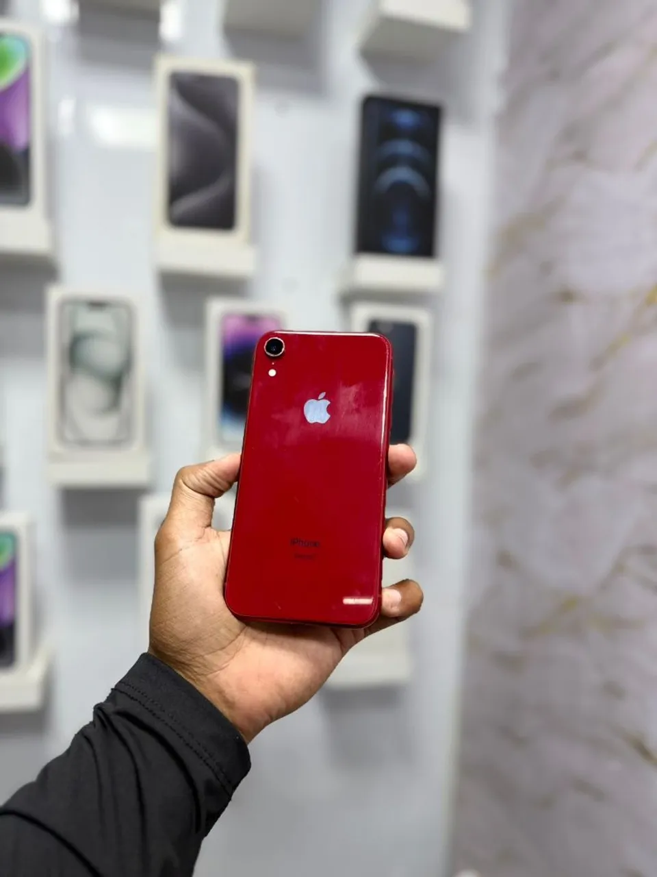 IPHONE XR 128GB RED 800$ - Celulares e Smartphones - Samambaia