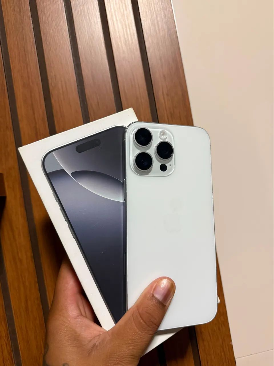 iPhone 16 pro Max 256gb  - Foto 2