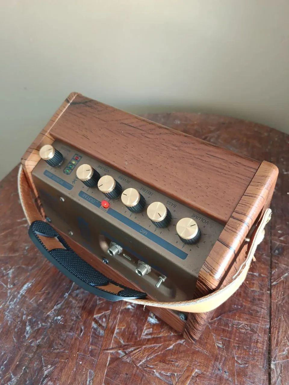 Amplificador para Violão e microfone com bluetooth  - Foto 5
