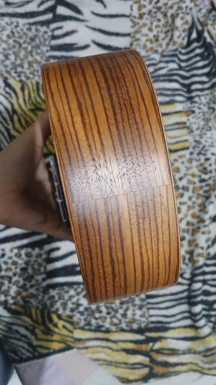 Ukulele usado - Foto 3