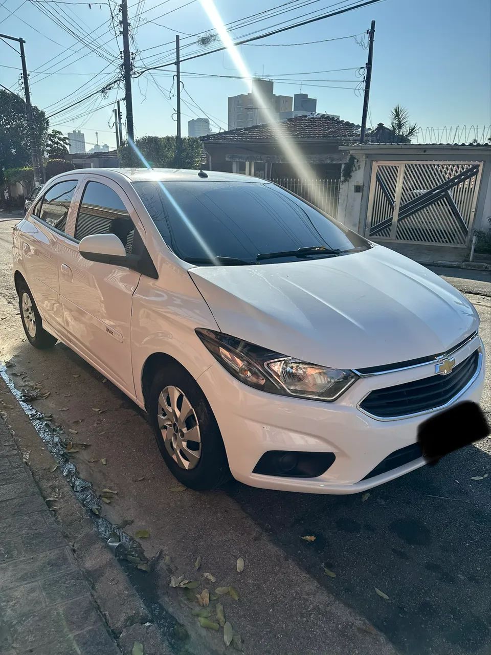 Chevrolet Onix Hatch LT 1.0 8V Flex Mec. 4P 2017 - Foto 3