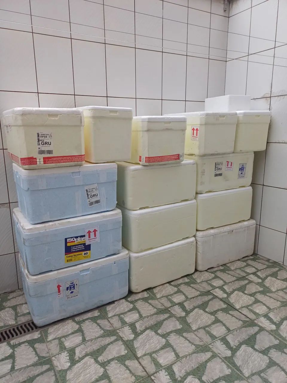 Caixas de Isopor usada - semi novas - Foto 3