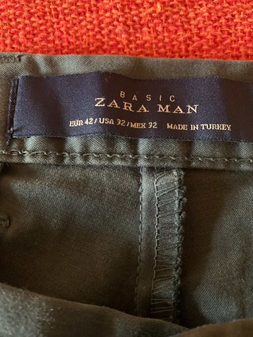 Calça Zara azul cobalto importada M - Foto 2