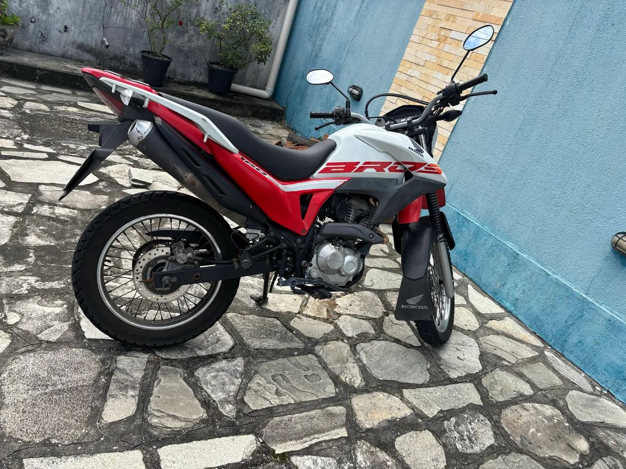 Bros 160 2019