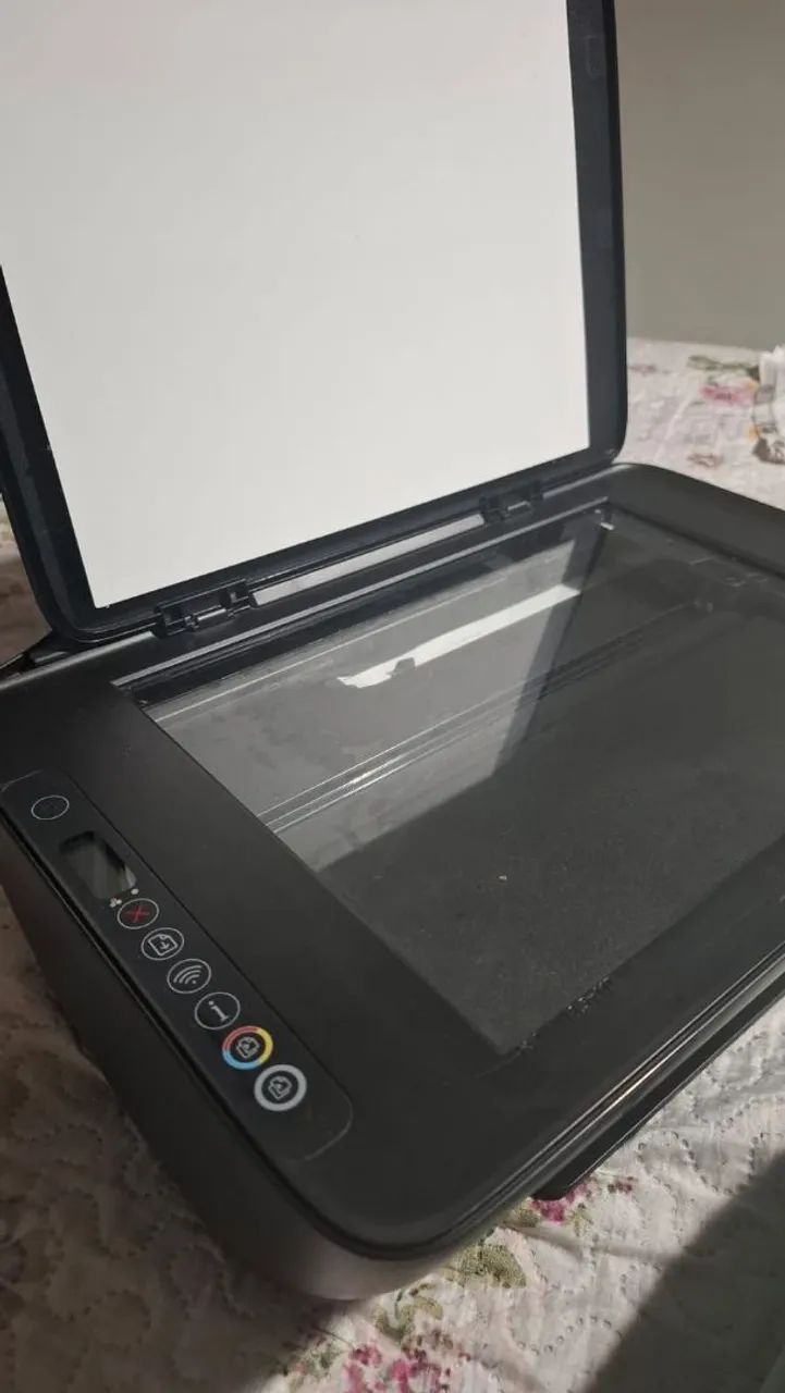 Impressora Multifuncional HP DeskJet 2774 Wi-Fi + Cabo de Força - Estado de Nova! - Foto 3