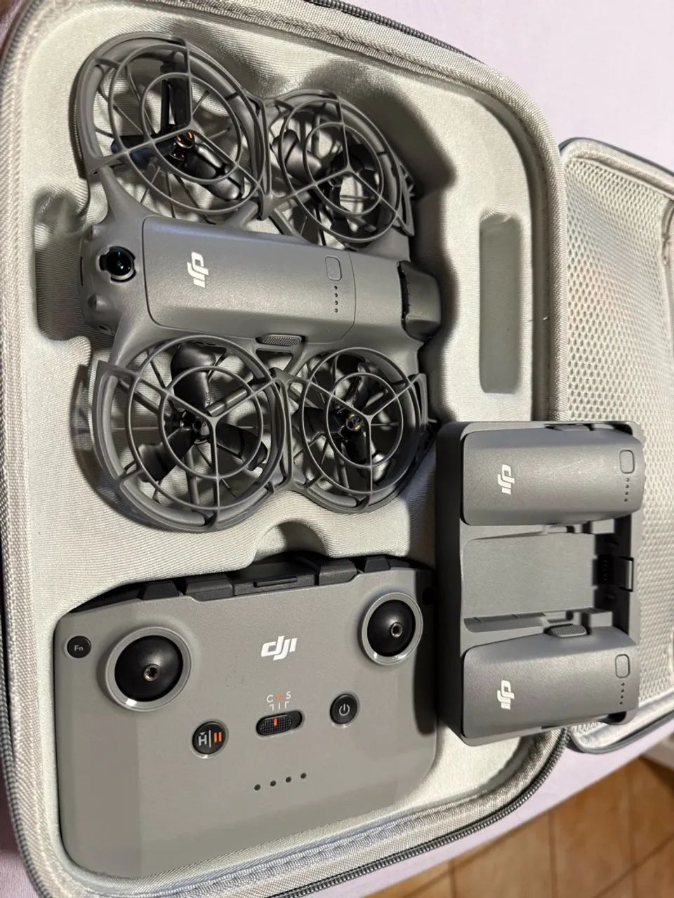 DJI Neo 2 Fly More Combo  - Foto 4