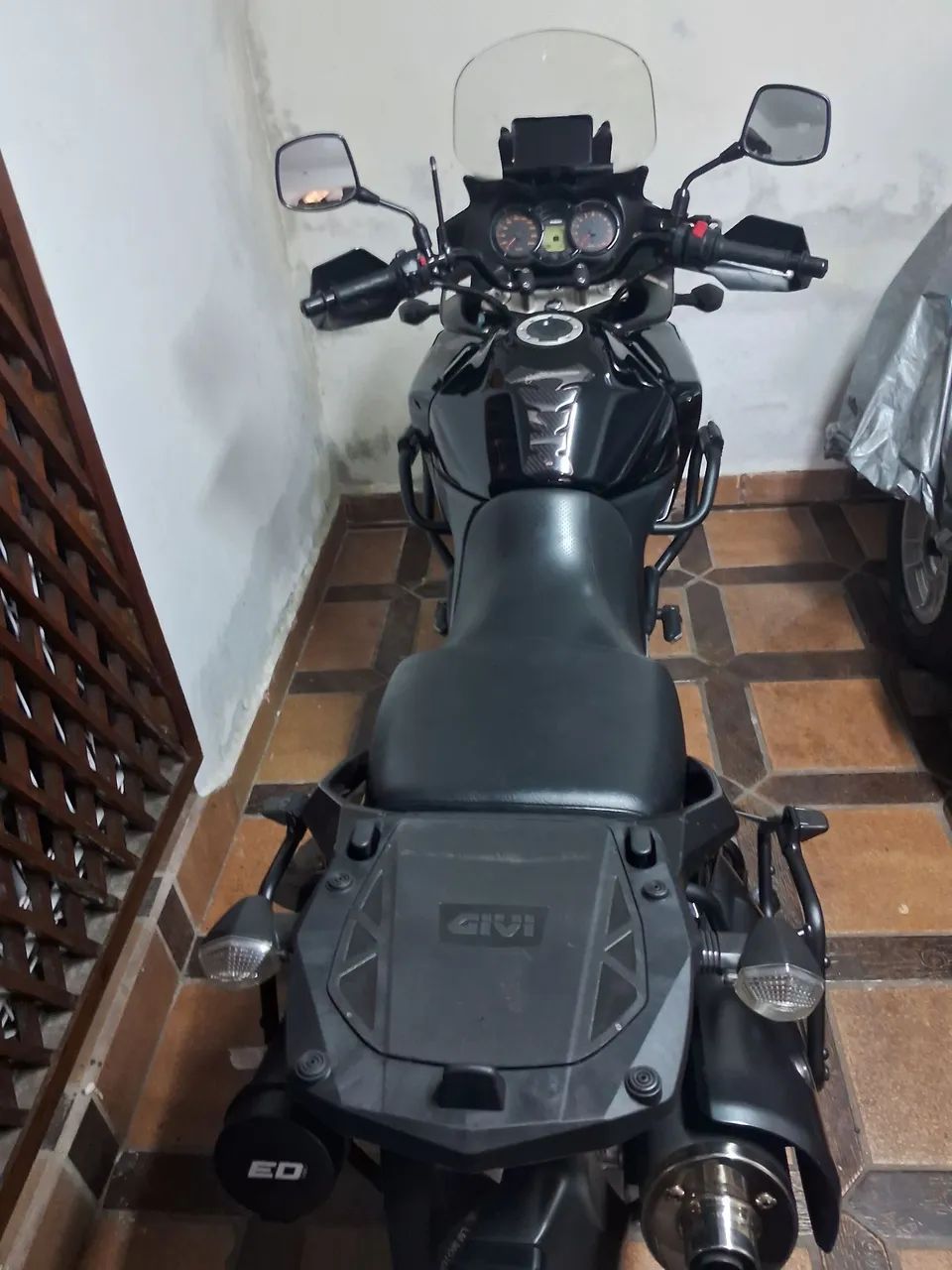 Suzuki Vstron 650 - Foto 3