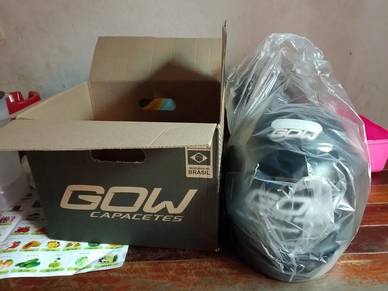 Vende-se capacete gow novo na caixa  - Foto 4