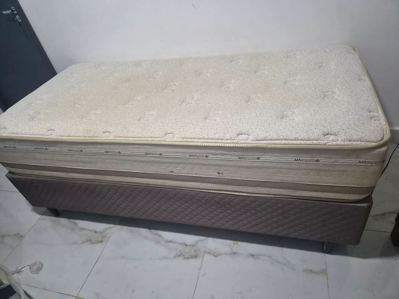 Cama box solteiro base mais colchão  - Foto 2