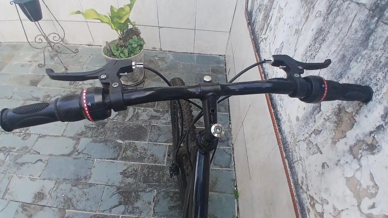 Bicicleta aro 29 - Foto 2