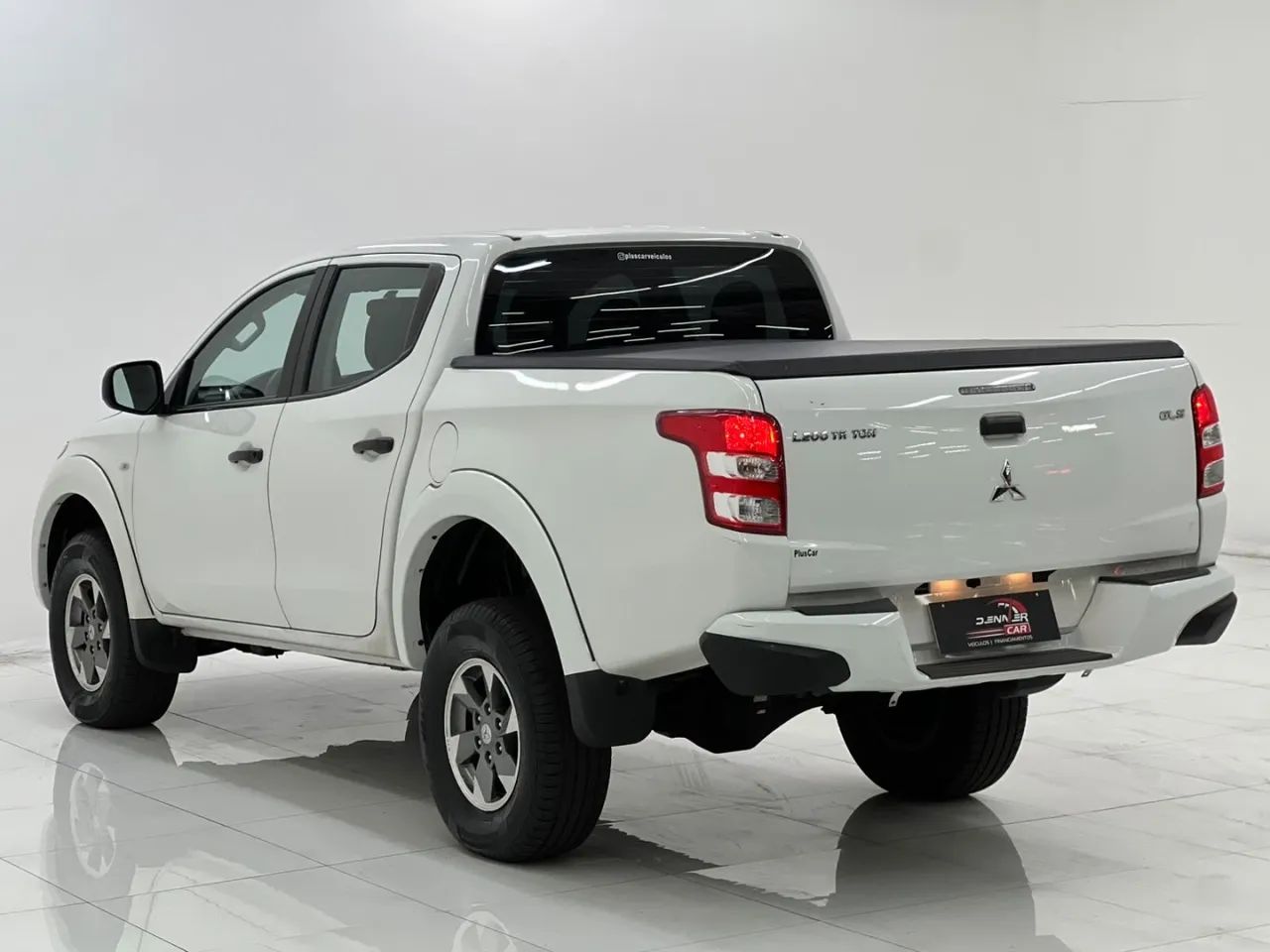 Mitsubishi L200 2021 - Foto 5