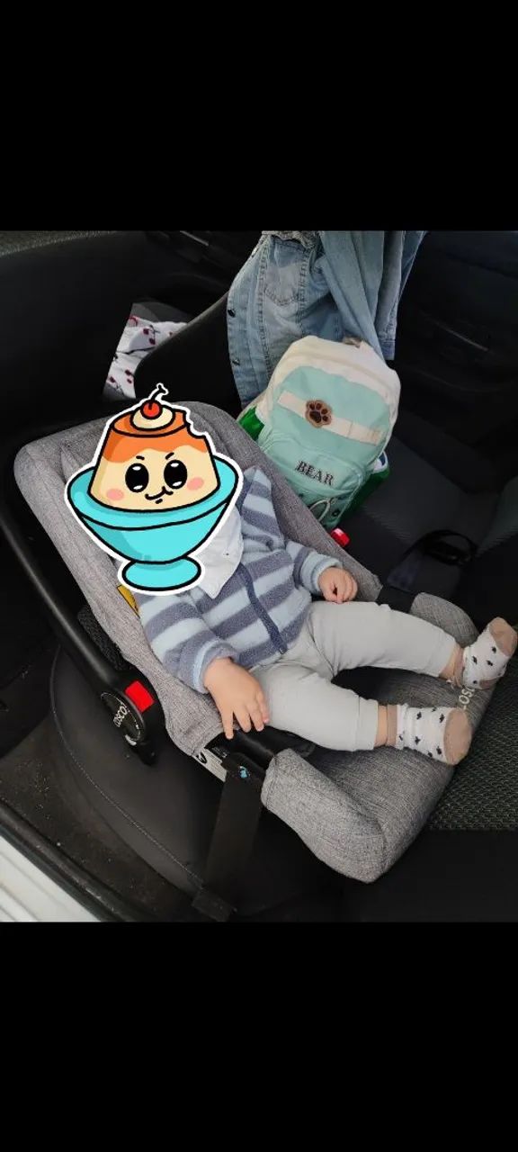Carrinho de bebê + bebê conforto kit da Cosco cinza  - Foto 2