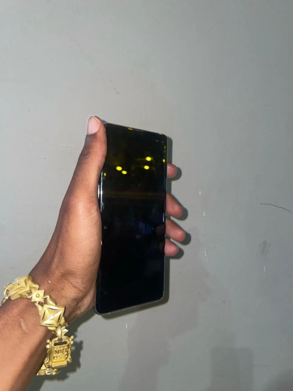 Samsung S10+ - Foto 2