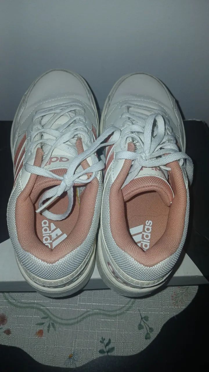 Tênis Adidas Original n° 35 (forma grande)  - Foto 4