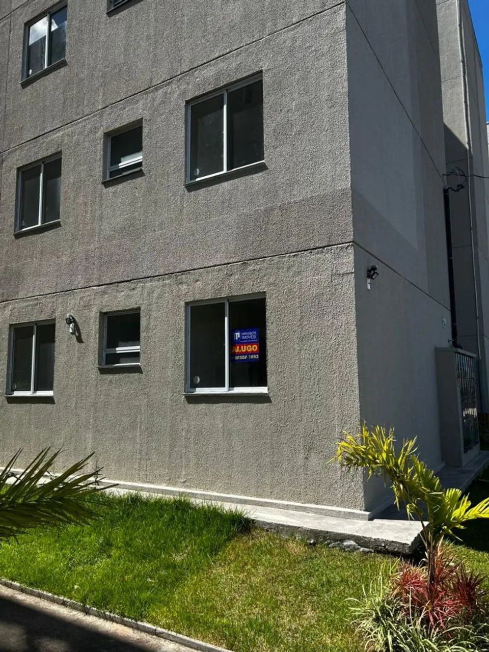 Alugo apartamento 2 quartos