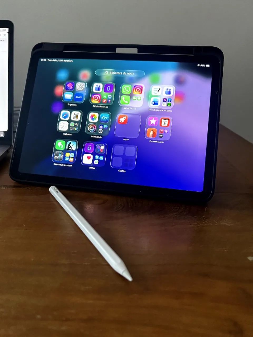 VENDO IPAD AIR 11 POLEGADAS, 128 GB +  APPLE PENCIL PRO + CAPA - Foto 2