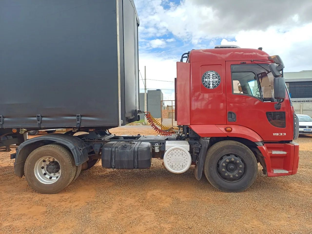 Ford Cargo 1933 2013 - Foto 5