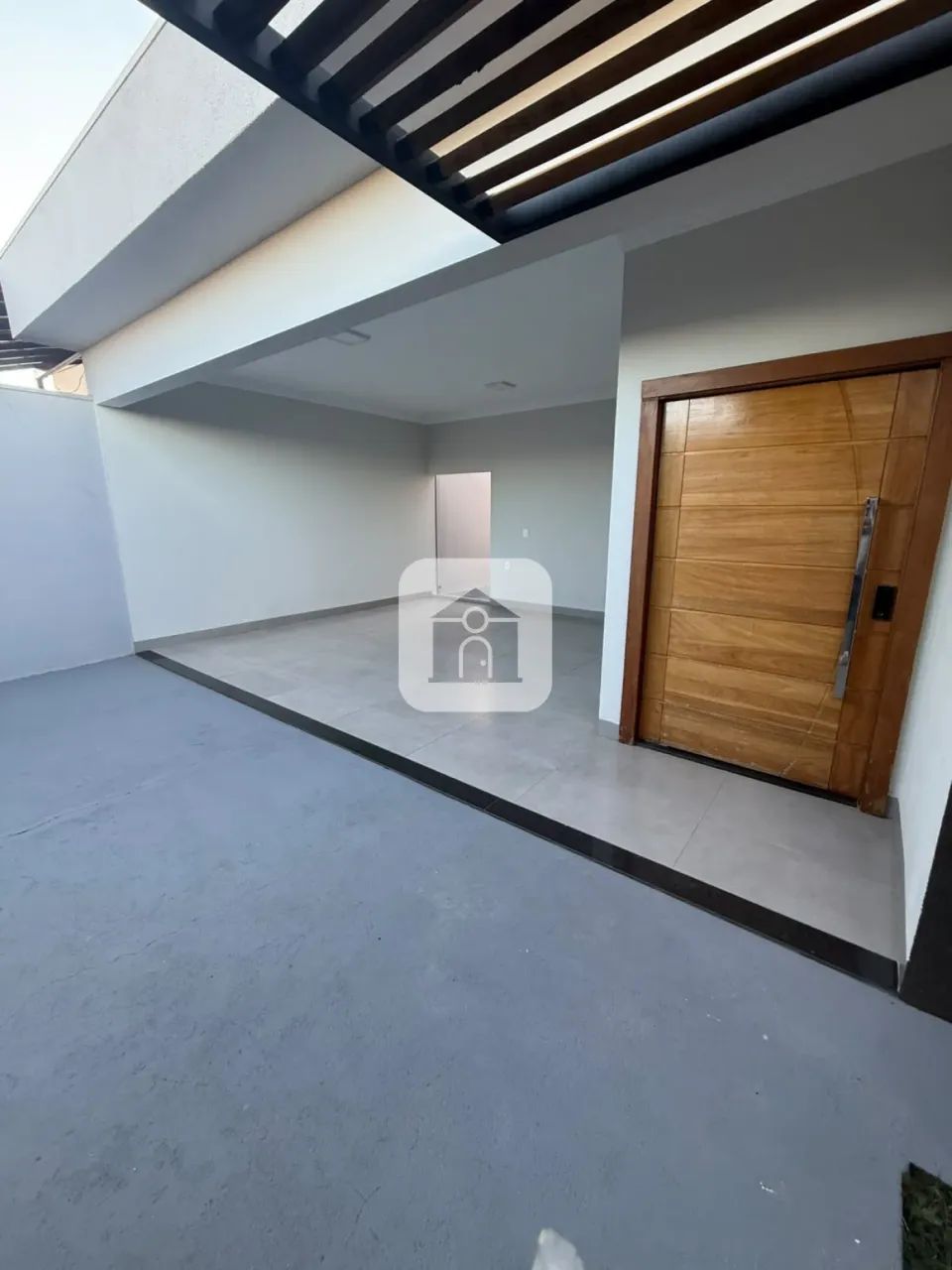 Excelente casa 03 Quartos Bairro Cidade Nova - Foto 3