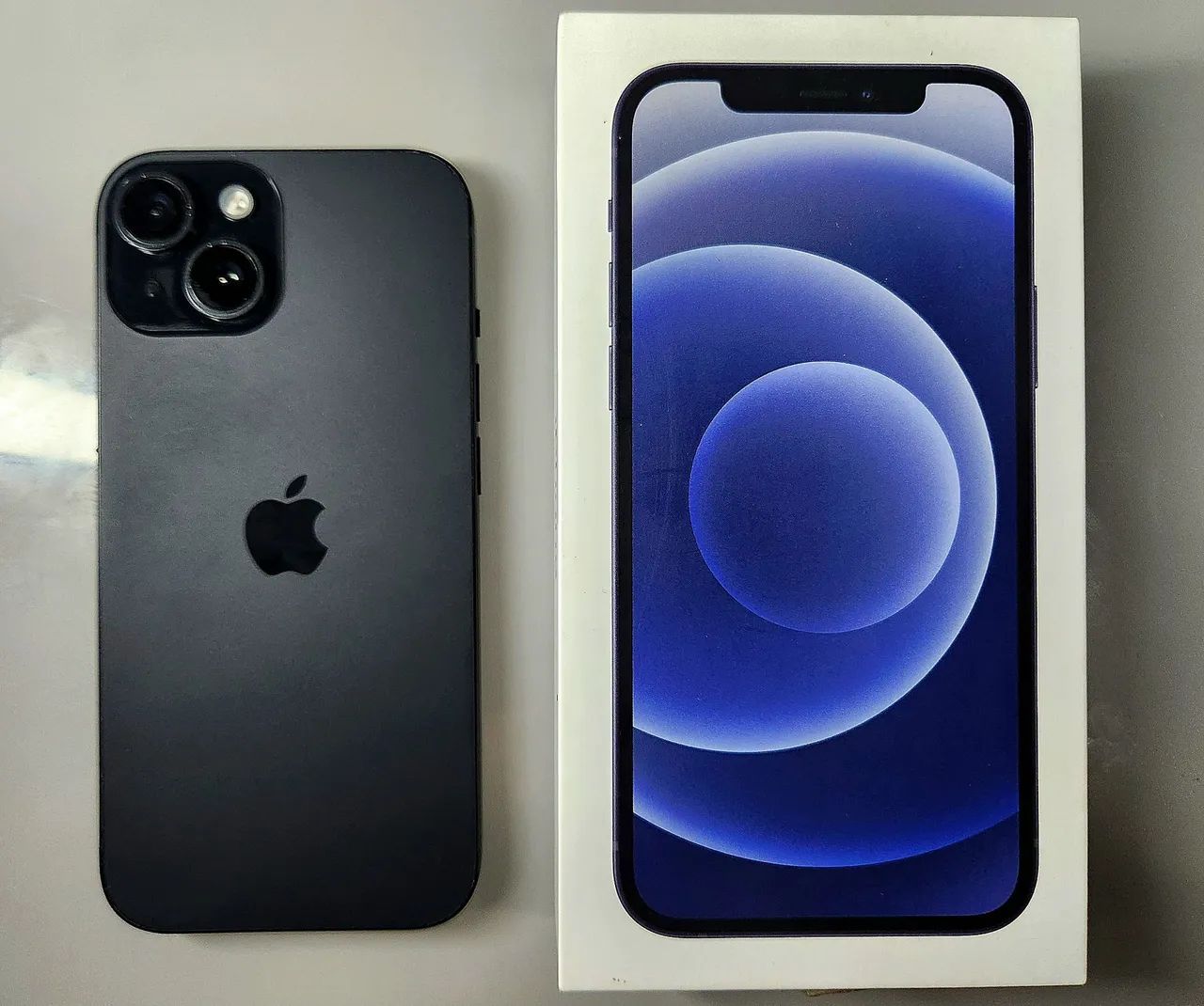 Iphone 15 semi novo - Foto 3