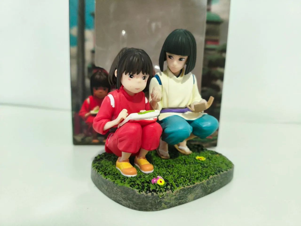 Action Figure Chihiro e Haku cena da comida material PVC  - Foto 2