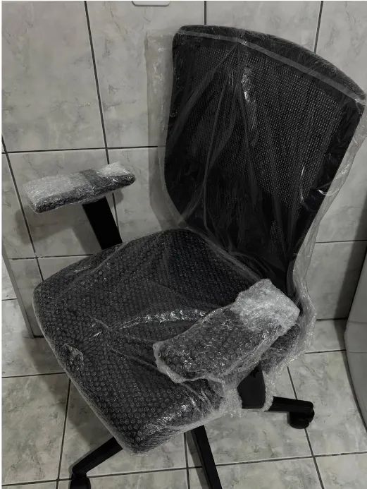 Cadeira de Escritório Mackey Chess em Couro - Foto 4