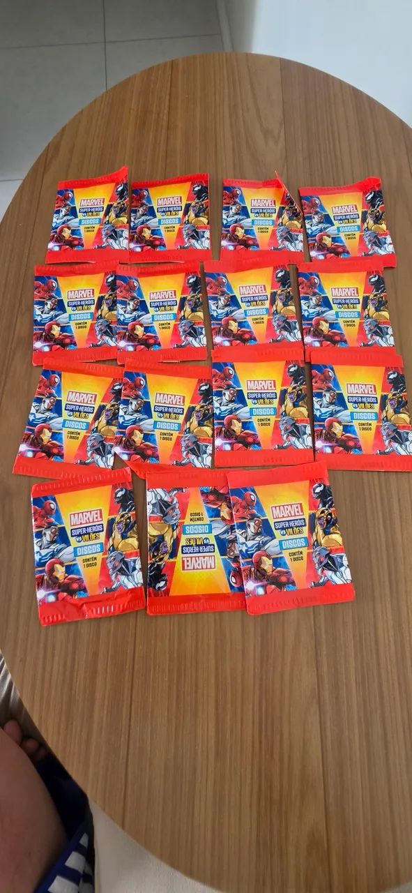 17 TAZOS MARVEL BISTEK - Foto 2