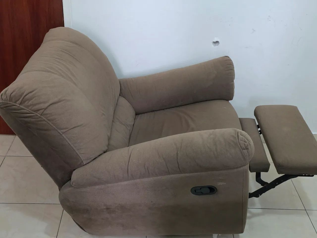 Poltrona do papai Matrix Thor Reclinável em Veludo Marrom - R$800 - Foto 4