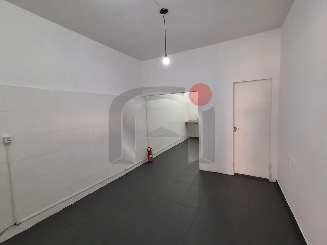 SALÃO EM ÓTIMA LOCALIZAÇÃO - Foto 3