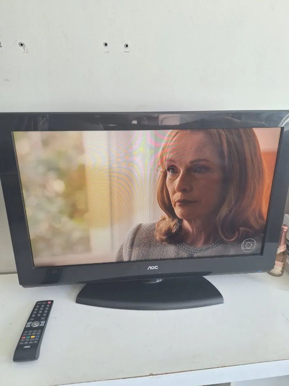 Tv 32'' AOC (não smart) -quebra galho- funcionando  - Foto 2