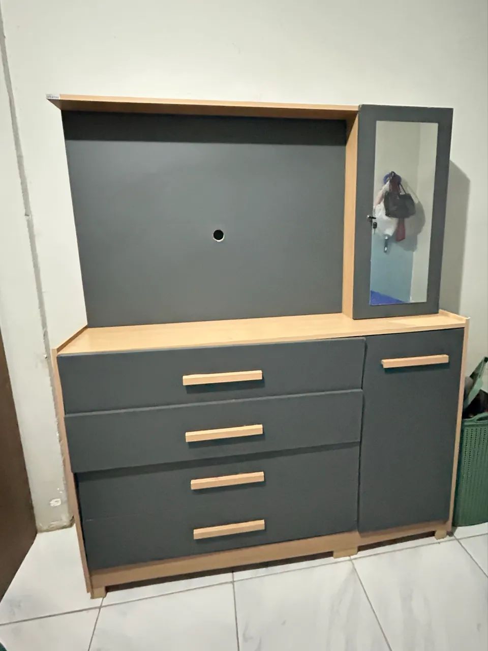 Cômoda com Painel 