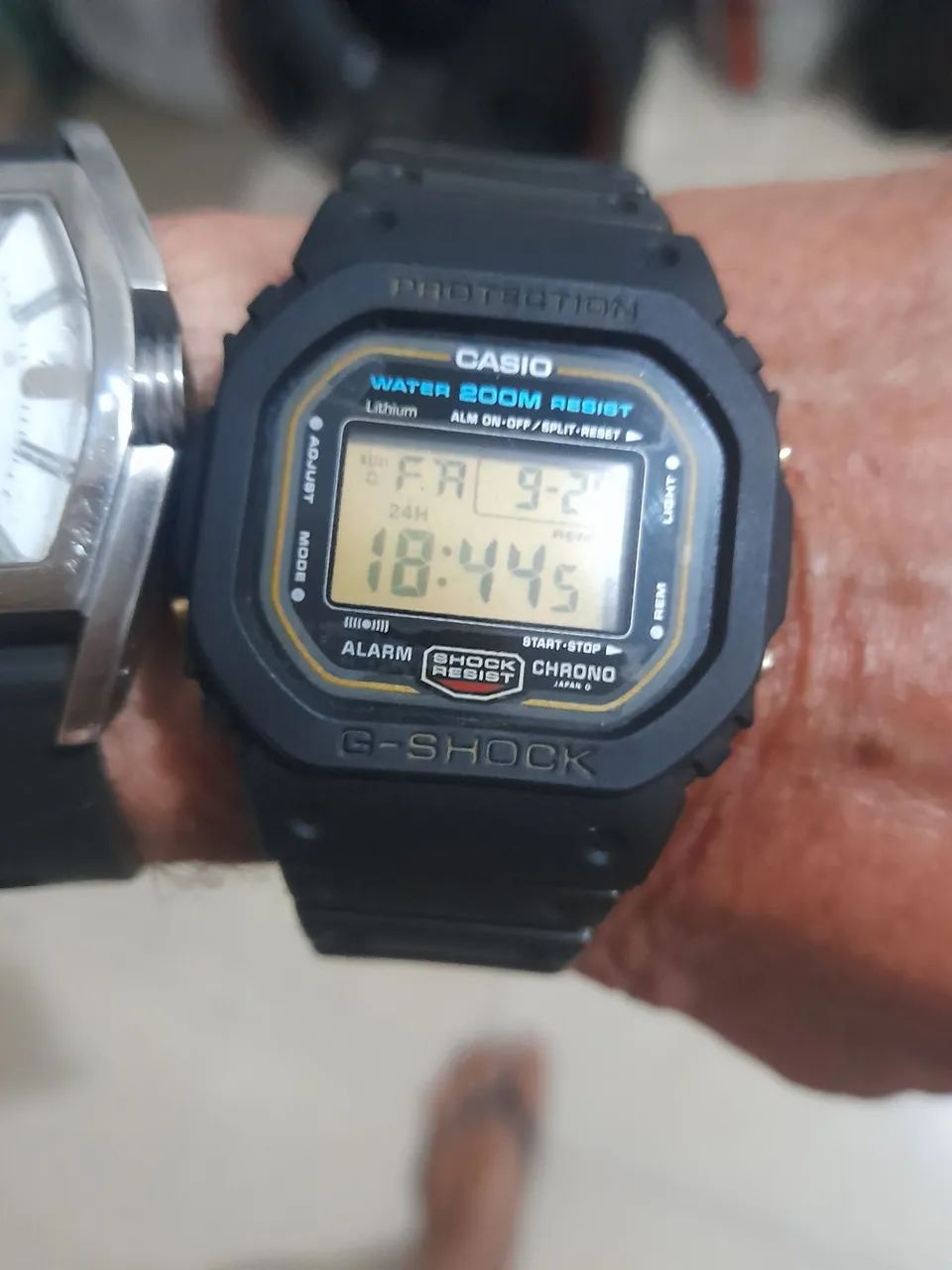 Vendo um relógio casio Gchoque funcionando perfeitamente  - Foto 2