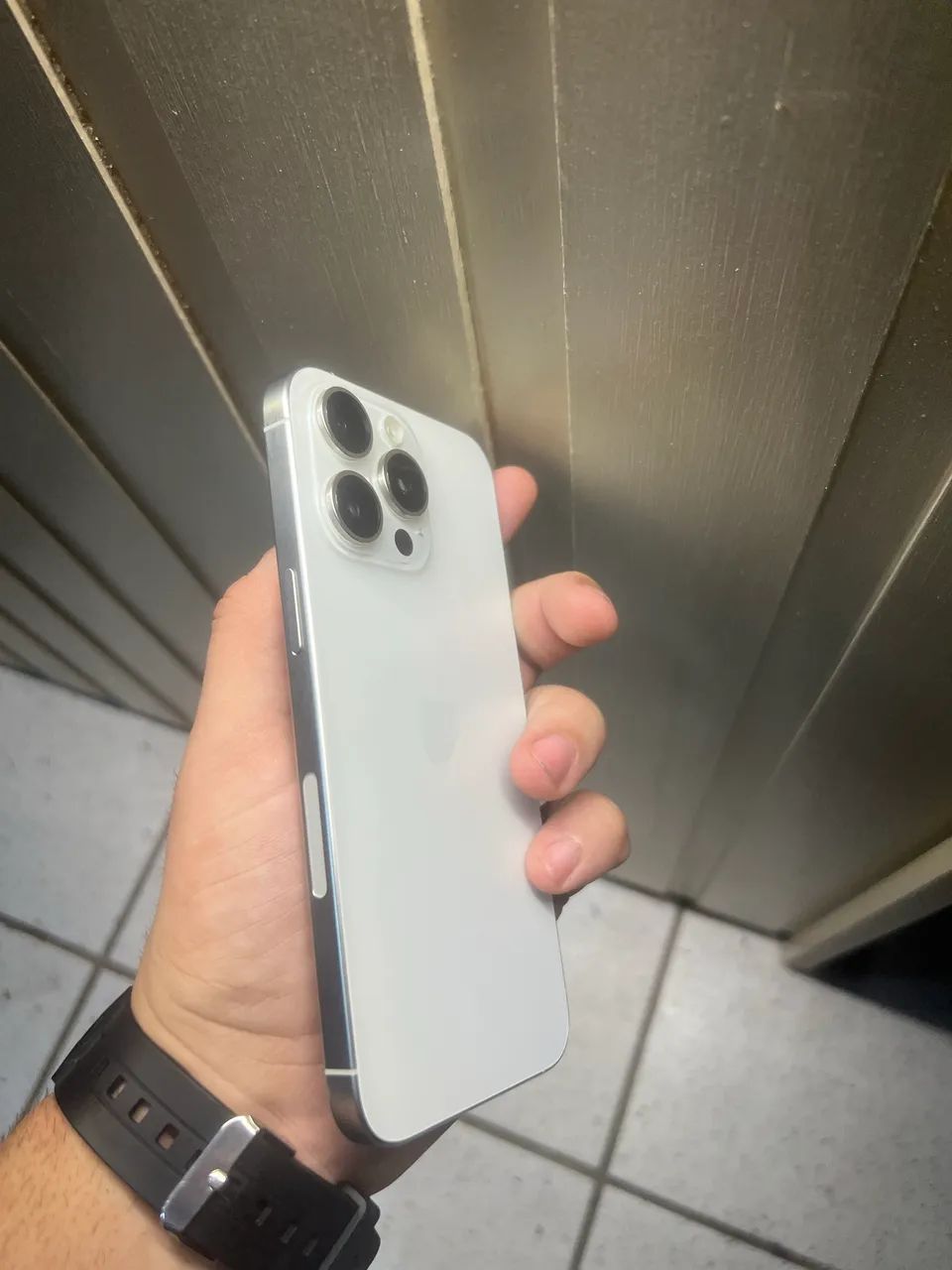 iPhone 15 Pro Max 256GB - Foto 4