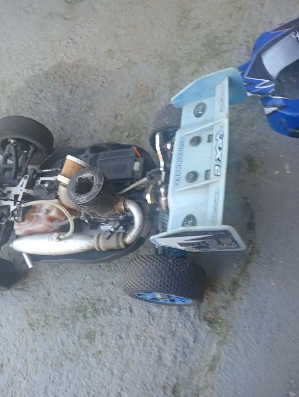 Carro de controle 1/8 Nitrometano 