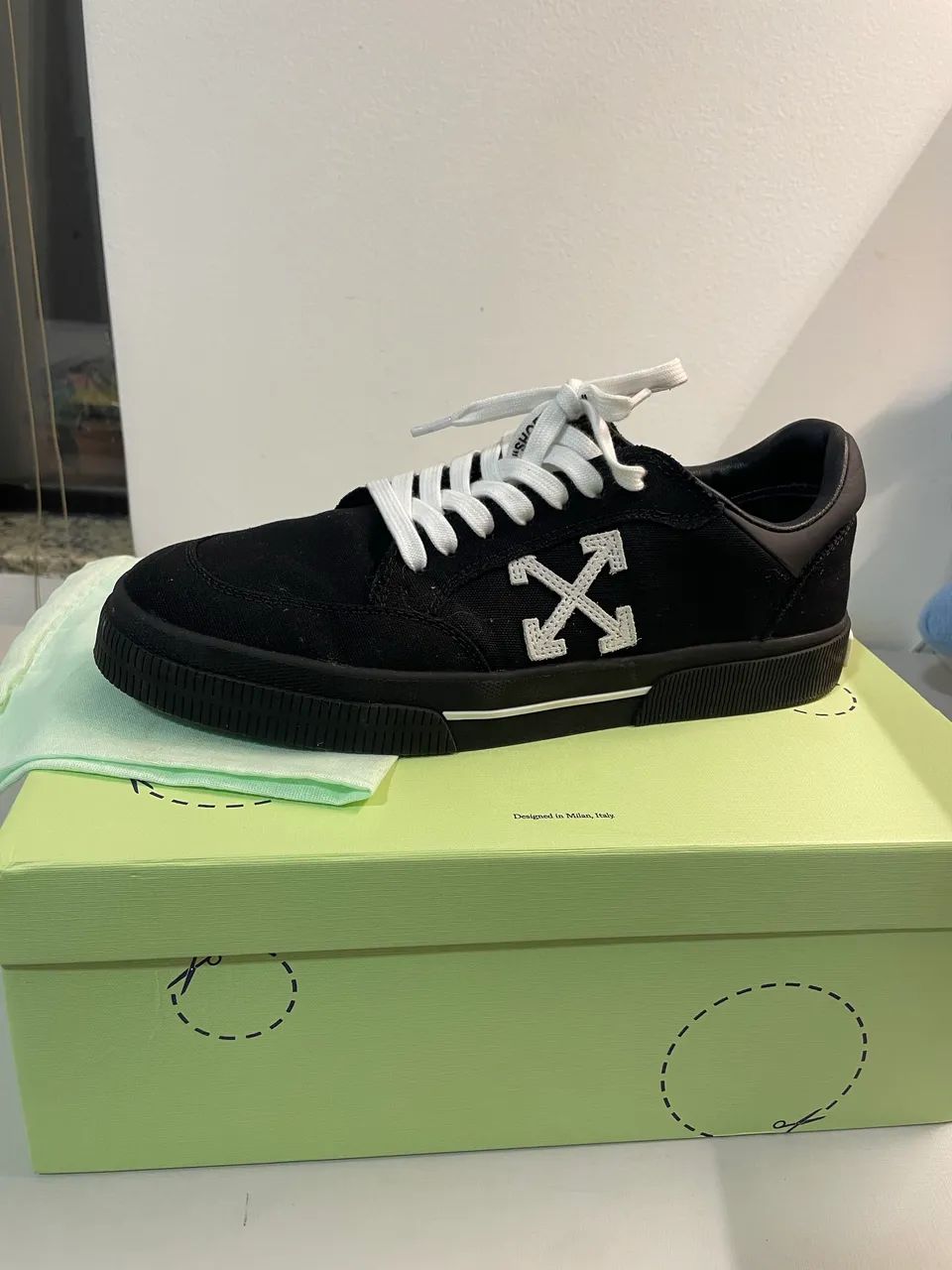 Tênis Off White Vulcanized