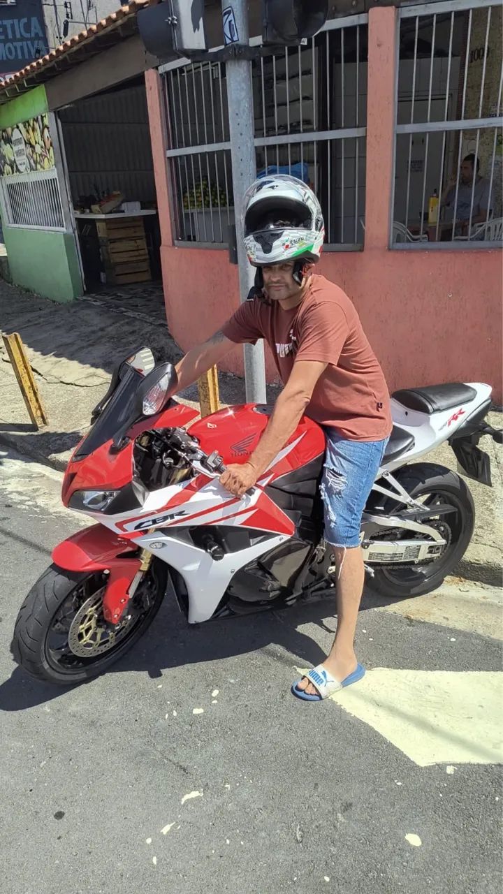 CBR 600RR - Foto 3