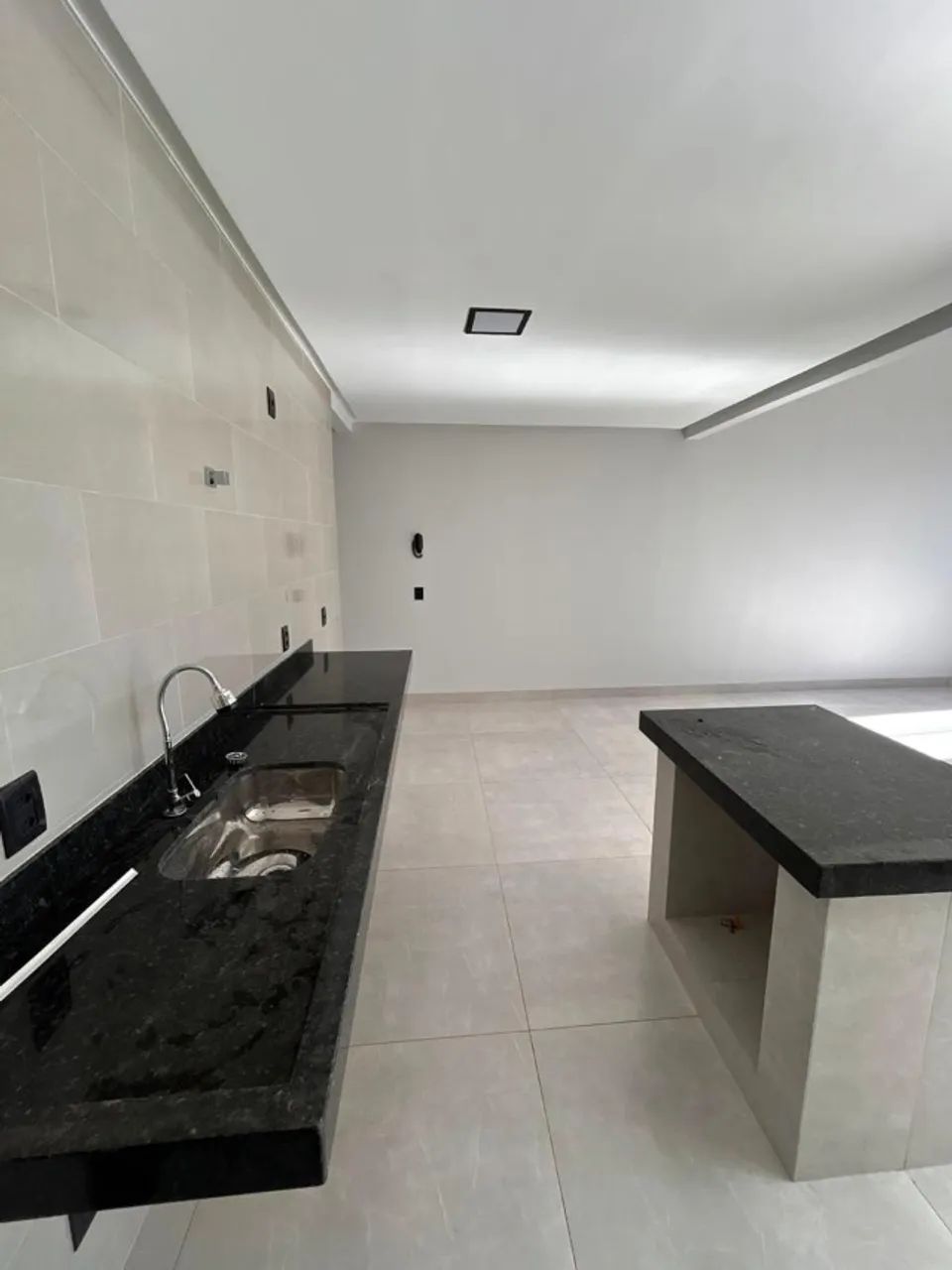 Casa com Súite, 3 quartos, Closet e Cozinha Com Ilha ? Campos do Jordão, ANÁPOLIS - Foto 3