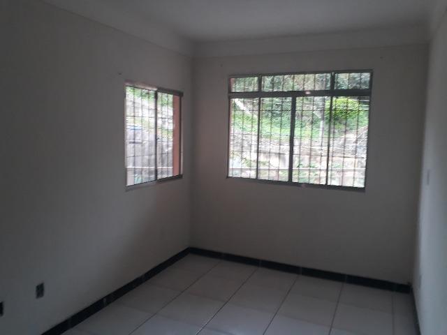 27 996 86 80 61 prédio vendo ,troco,negócio com 2 casas - Foto 4