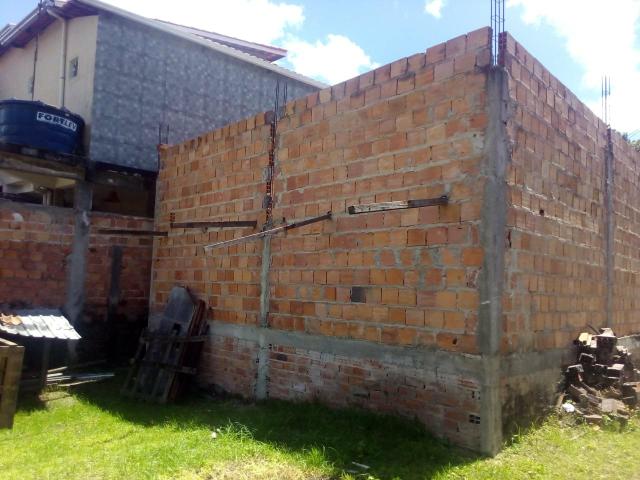 Excelente terreno com obra construída, com área lateral e nos fundos - Foto 3