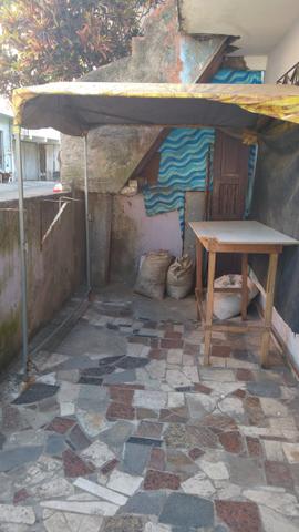 Alugando casa toda gradeada com ponto comercial