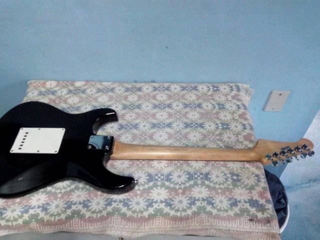 Yamaha eg303 - Foto 3
