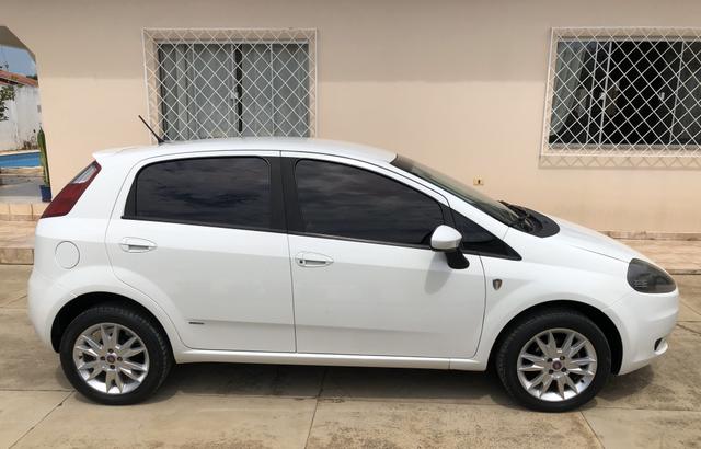 Fiat Punto Attractive Italia 1.4 2012 - Foto 4