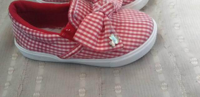 Vendo sapatinho feminino infantil - Foto 2