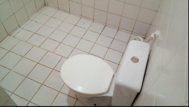 Casa simples com 4 quantos a 2 minutos da praia atalaia - Foto 8