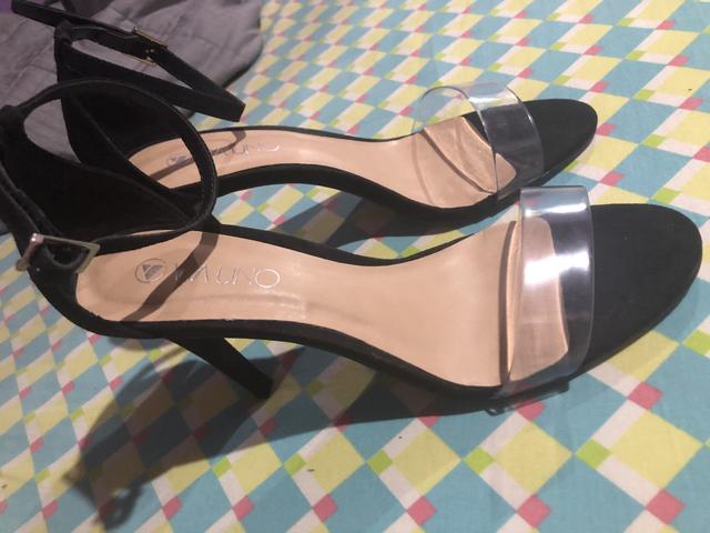 Sapato Saltinho novo 80,00 (tamanho 38)