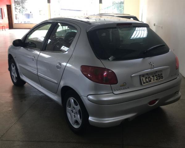 PEUGEOT 206 2004/2004 1.6 FELINE 16V GASOLINA 4P MANUAL - Foto 3