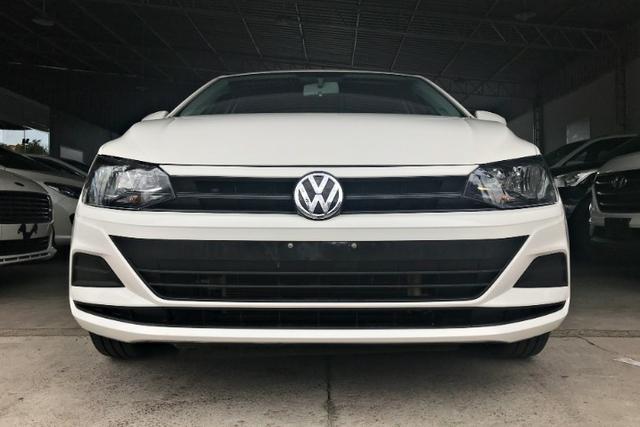 Volkswagen Polo MF 1.6 M/T. Branco 2017/2018