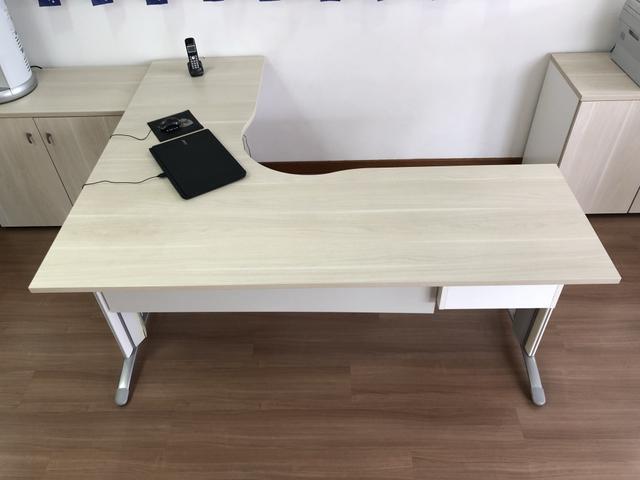 Mesa de Escritório Usada (tamanho médio) - ref.02