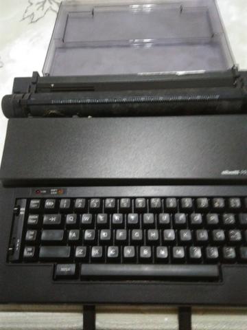 Máquina elétrica de datilografia - Foto 2