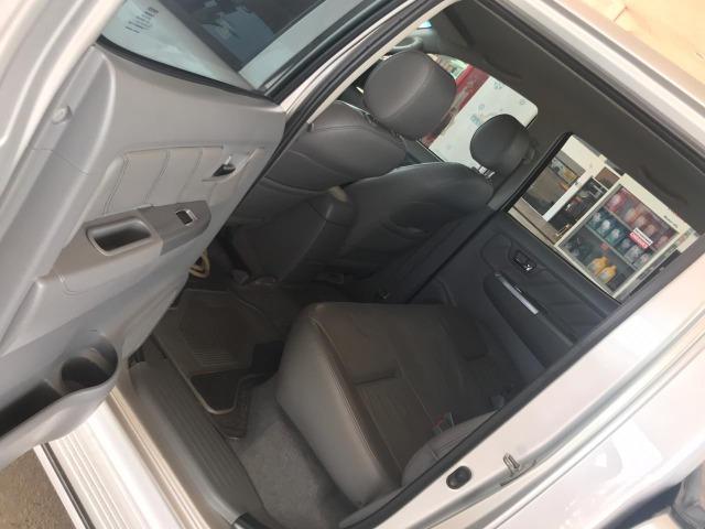 Hilux Srv 4x4 3.0 At 2011 - Foto 10