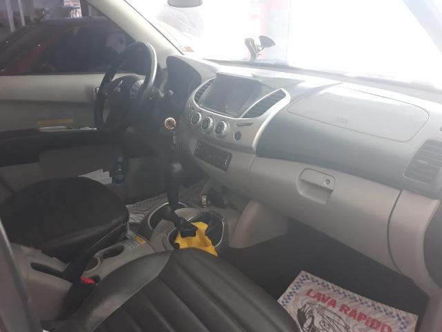 Mitsubishi L200 Triton HPE Aut. Diesel - 2013 - Foto 8